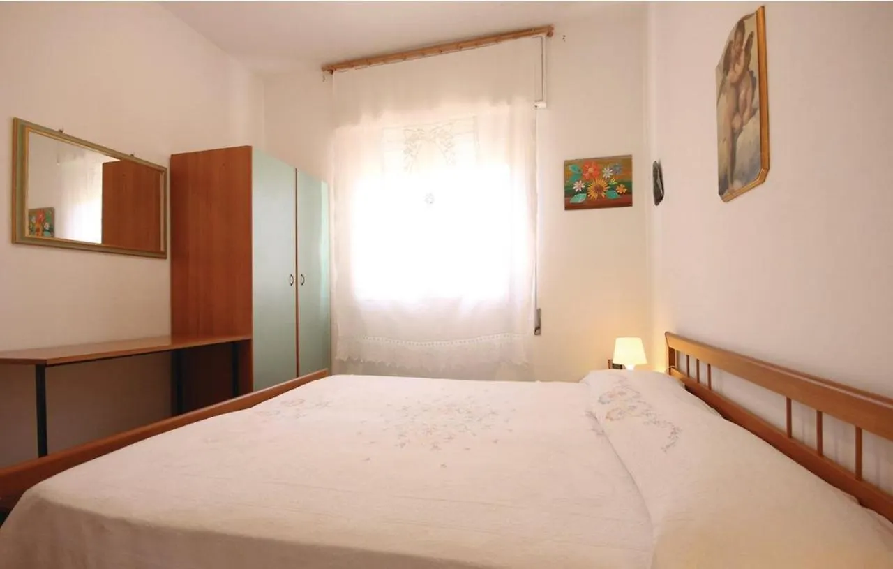2 Bedrooms House At Ispica 150 M Away From The Beach With Enclosed Garden Holiday home